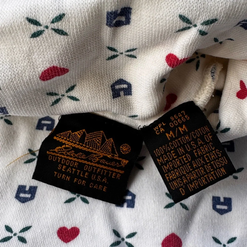 Vintage Eddie Bauer Size M White Turtleneck with Red and Blue cottagecore - Picture 6 of 8